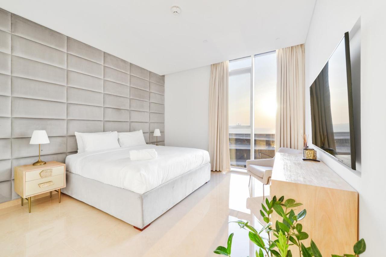 Posh 2 Bedroom Oceanfront Apt In The Heart Of Bluewaters Island Dubai Ngoại thất bức ảnh